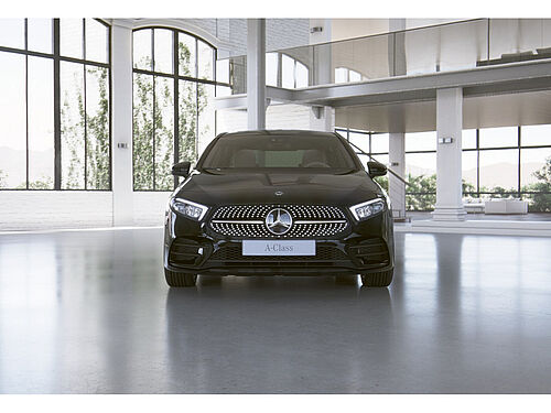 Paderborn Mercedes-Benz A 250 Fahrzeugbild - 12
