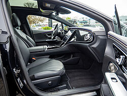 Goslar Mercedes-Benz EQE 300 Innenaufnahme Cockpit