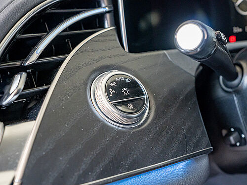 Menden Mercedes-Benz E 300 Fahrzeugbild - 21