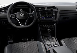 Stendal Volkswagen Tiguan Innenaufnahme Cockpit