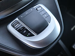 Paderborn NFZ Mercedes-Benz V 220 Fahrzeugbild - 15