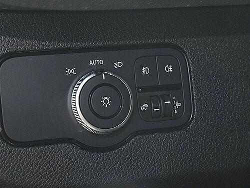 Braunschweig Mercedes-Benz Sprinter Fahrzeugbild - 24