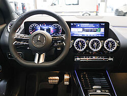 Menden Mercedes-Benz GLA 180 Fahrzeugbild - 9
