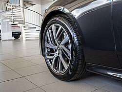 Menden Mercedes-Benz E 300 Detailfoto Felge