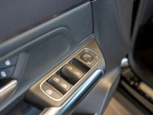 Arnsberg Mercedes-Benz EQA 250 Fahrzeugbild - 30