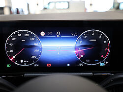 Menden Mercedes-Benz GLA 180 Fahrzeugbild - 18