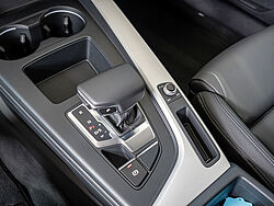 Menden Audi A4 Fahrzeugbild - 12