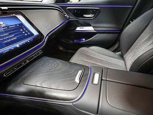 Arnsberg Mercedes-Benz E 220 Fahrzeugbild - 18
