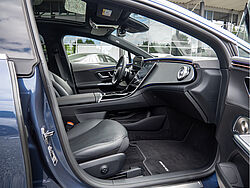 Paderborn Mercedes-Benz EQE 300 Innenaufnahme Cockpit