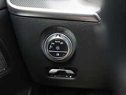Paderborn Mercedes-Benz C 180 Fahrzeugbild - 27