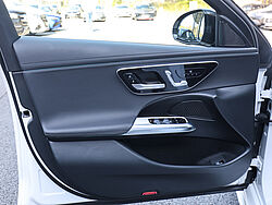 Paderborn Mercedes-Benz E 200 Fahrzeugbild - 30