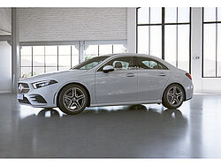 Paderborn Mercedes-Benz A 200 Fahrzeugbild - 12