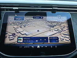 Paderborn Mercedes-Benz E 220 Fahrzeugbild - 12