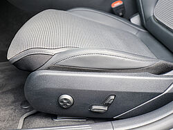 Paderborn Mercedes-Benz C 180 Fahrzeugbild - 30