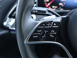 Paderborn Mercedes-Benz E 220 Fahrzeugbild - 27