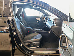 Arnsberg Mercedes-Benz CLA 35 Innenaufnahme Cockpit