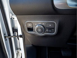 Goslar Mercedes-Benz GLB 220 Fahrzeugbild - 21