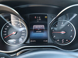 Paderborn NFZ Mercedes-Benz V 220 Fahrzeugbild - 18