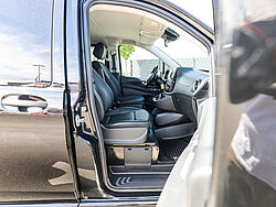 Paderborn NFZ Mercedes-Benz Vito Innenaufnahme Cockpit