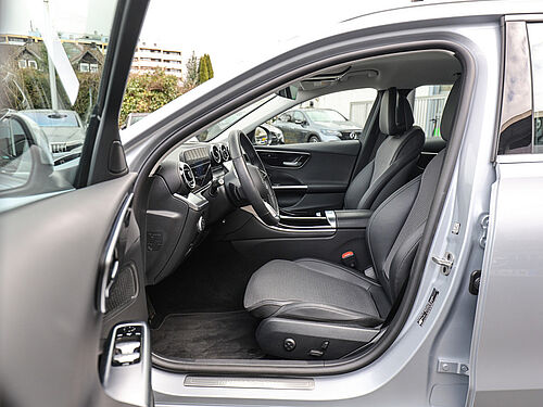 Paderborn Mercedes-Benz C 180 Fahrzeugbild - 12