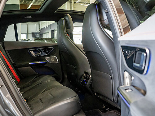 Arnsberg Mercedes-Benz EQE 350 Innenaufnahme