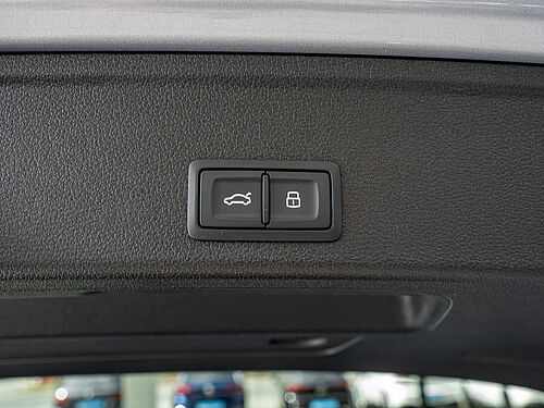 Menden Audi A4 Fahrzeugbild - 30