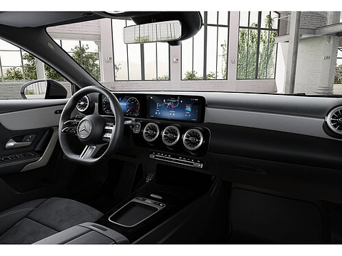 Paderborn Mercedes-Benz A 200 Innenaufnahme