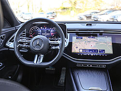 Paderborn Mercedes-Benz E 200 Fahrzeugbild - 9