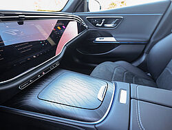 Paderborn Mercedes-Benz E 200 Fahrzeugbild - 18
